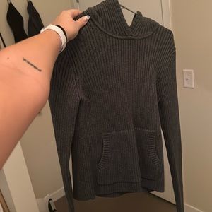 Aritzia Sunday Best Sweater